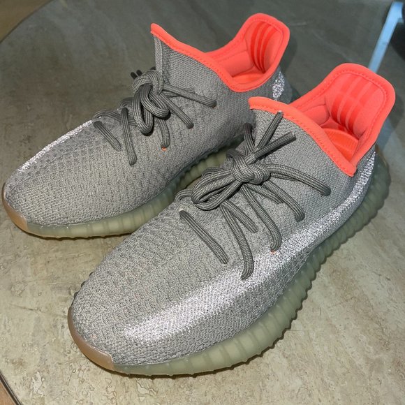Yeezy Boost 350 in Desert Sage - Picture 2 of 6